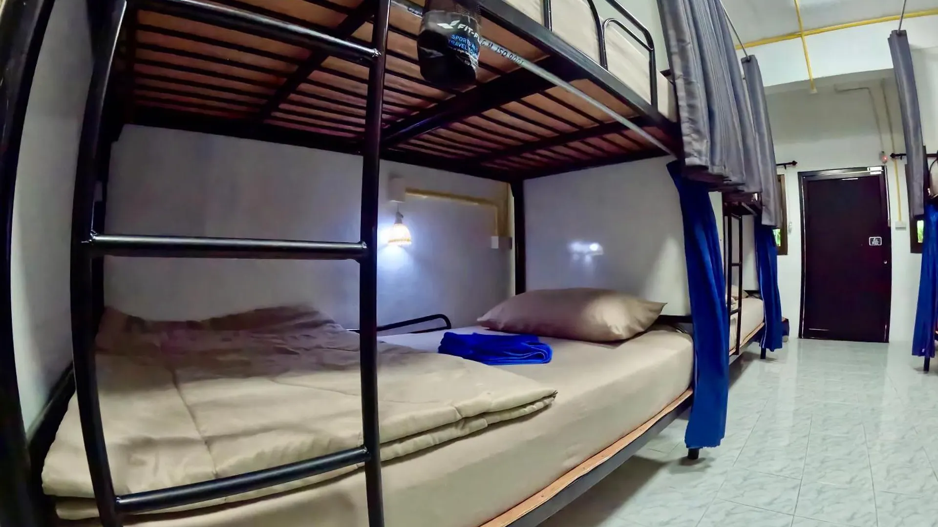 Sweed Dee Hostel Phi Phi-öarna